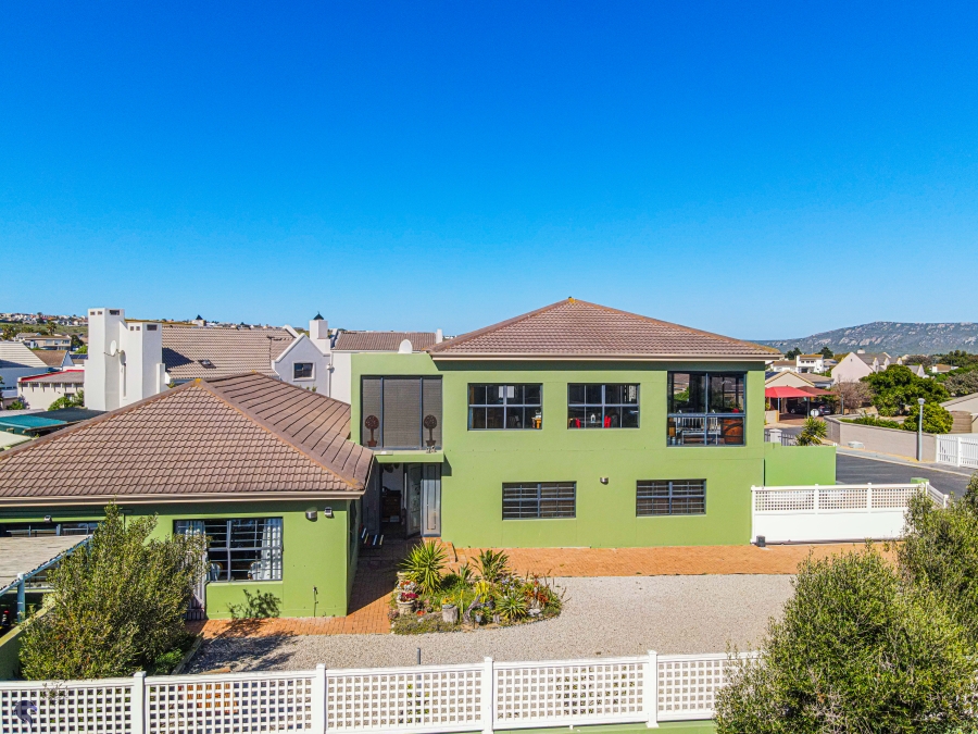 3 Bedroom Property for Sale in Country Club Western Cape